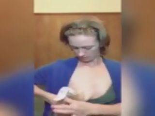 Pumppaus rinta maito: vapaa vapaa pumppaus maito seksi klipsi mov 43