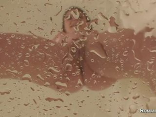 Pov pinkeln golden dusche mit anastasia rose - pissen auf ihre gesicht