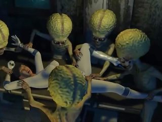 Aliens aanval haar terug deur