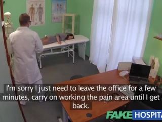 Ponaredek bolnišnica g spot masaža dobi ogromno rjavolaska bolnik mokro